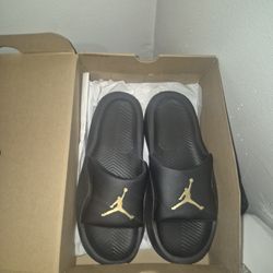 25$ Chanclas Jordan Franchise para hombre Us=10. Talla Numero 10