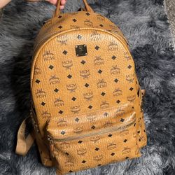 MCM Stark Large Backpack 100% AUTHENTIC 
