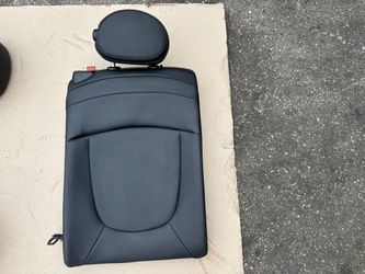16-24 MINI COOPER CLUBMAN F54 REAR RIGHT SEAT UPPER CUSHION OEM