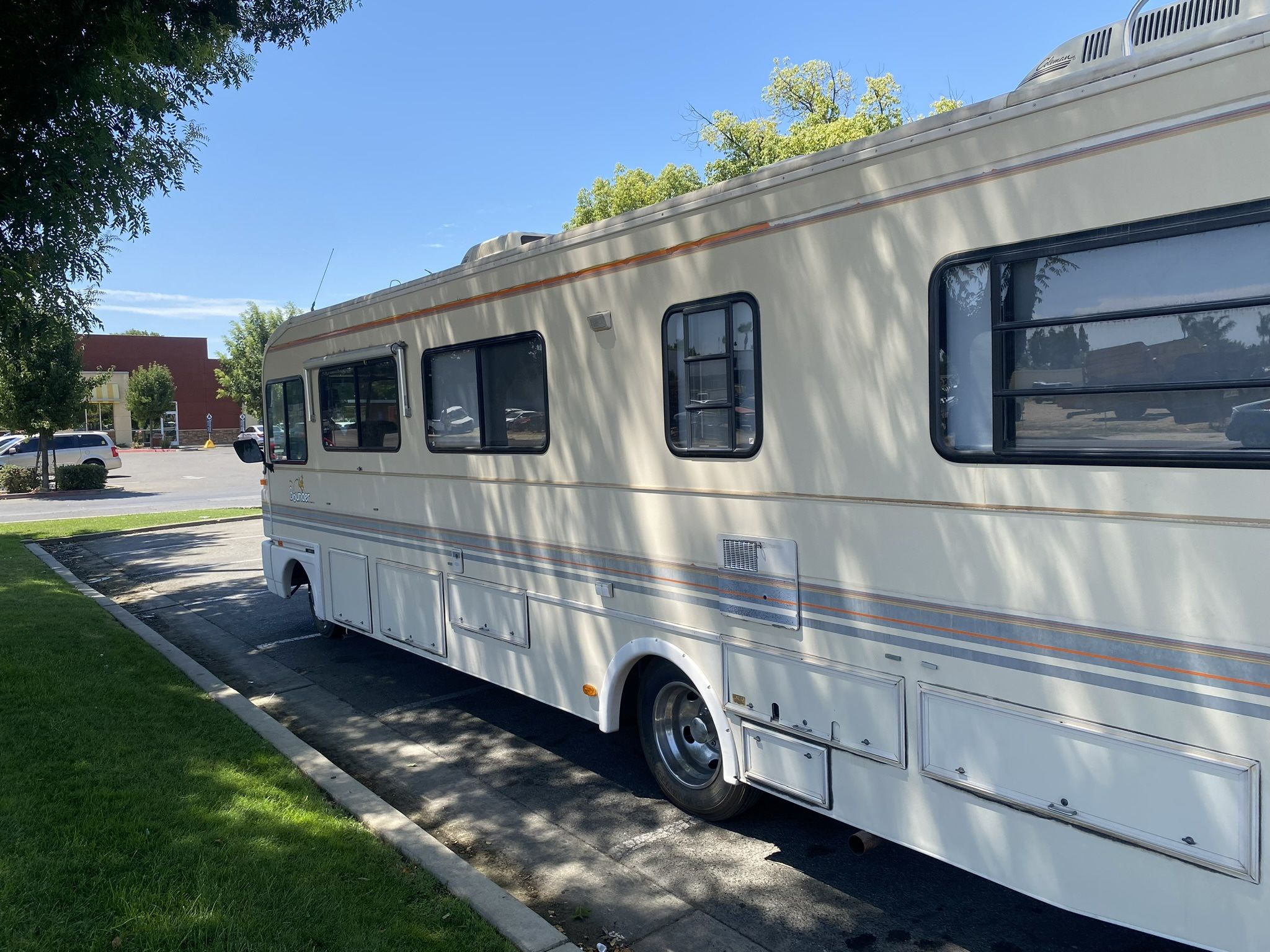 1991 Bounder