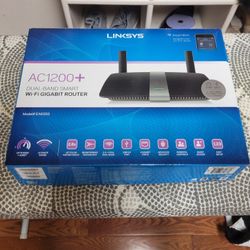 Linksys 1.2 GB Router. Works great with Spectrum or AT&T.