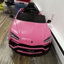  ⸻  Pink Lamborghini Urus Ride-On Car – Kids Electric Vehicle