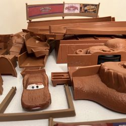 Cars Movie Race Track /Cars & Planes Bundle