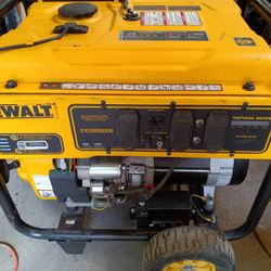 DXGNR8000 DeWalt Generator 