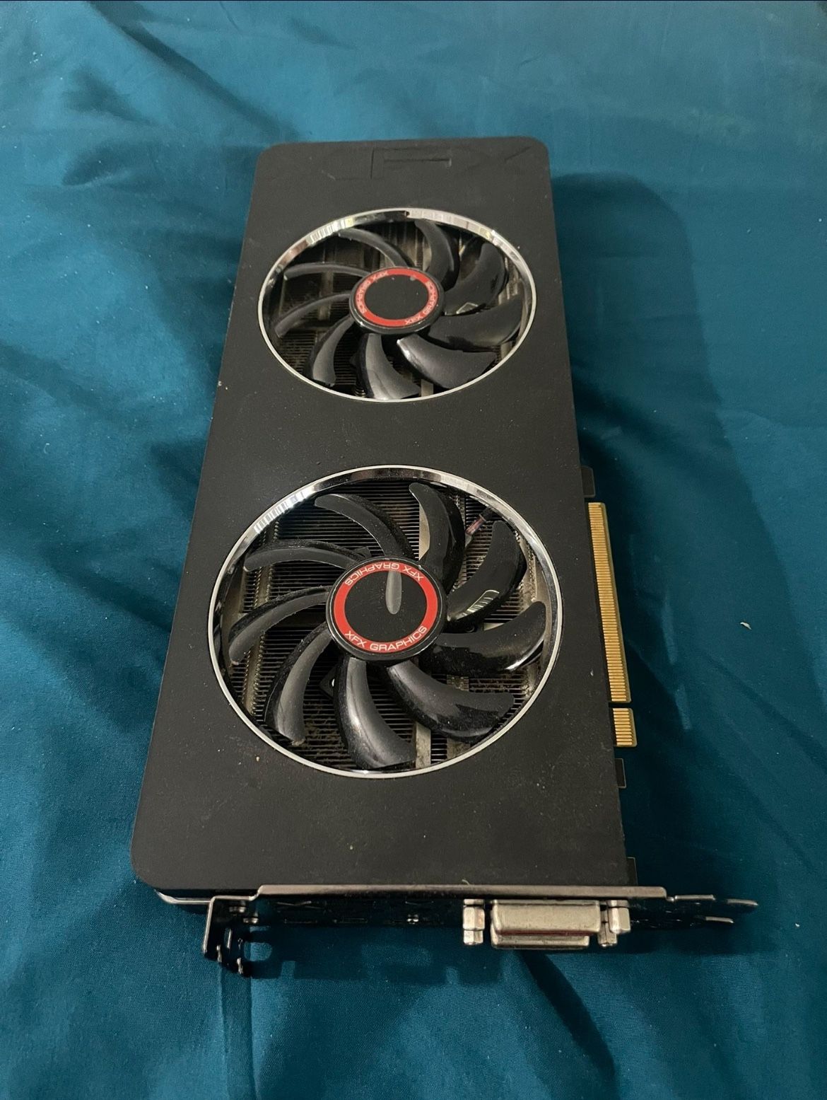 Radeon R9 280X Graphics Card