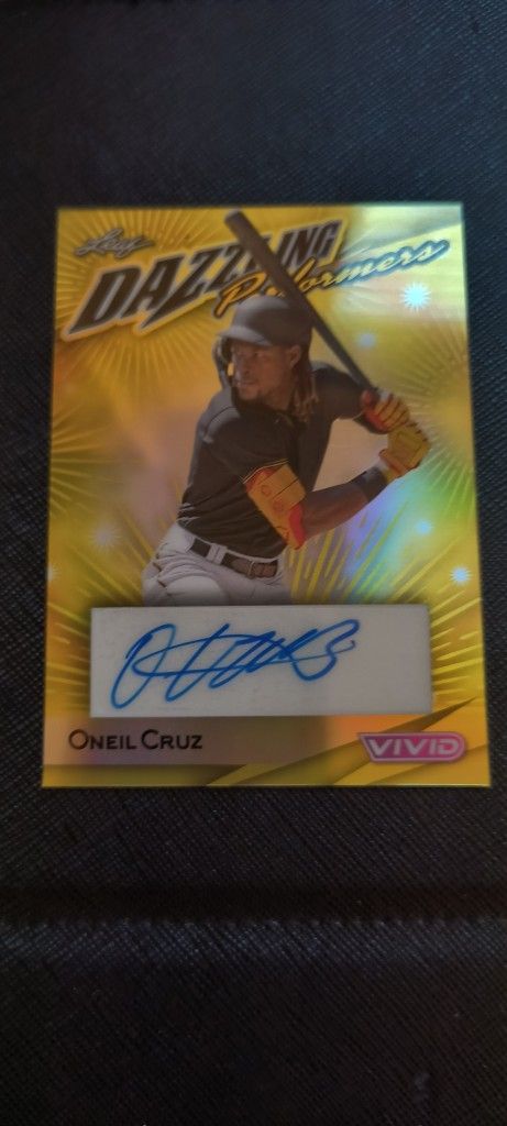 O'Neil Cruz Auto /10 Dazzling Performers 2023 Leaf Metal