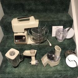 Oster Kitchen Center