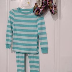 Pajama Set & Slippers 