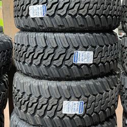 37x13.50×22 Maxtrek Mud Terrain Tires (4) New MT Installed-We Finance