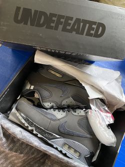 Nike Air Max 90 x UNDEFEATED Size 1 BNIB