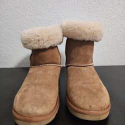 UGG BOOTS BROWN