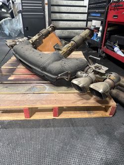 2022 Chevrolet Corvette C8 Muffler