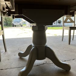 6 Chair Expandable Table