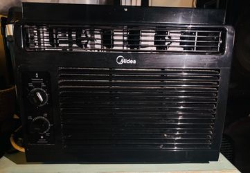 Air conditioner 5000 btu $75