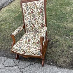 Antique chair swing