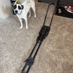 Yakima Highroad Rooftop Upright Bike Mount With SKS Lock Cores