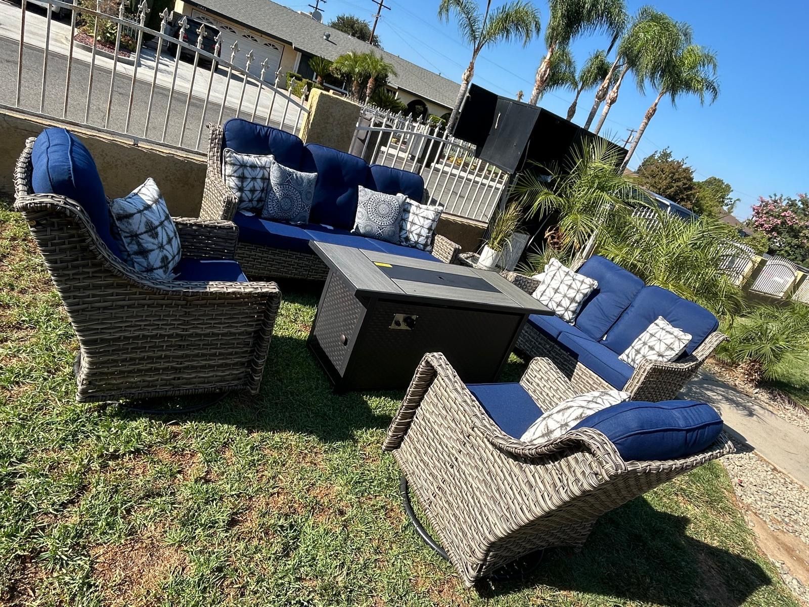 Brand New Patio Outdoor Furniture Set With Fire Pit