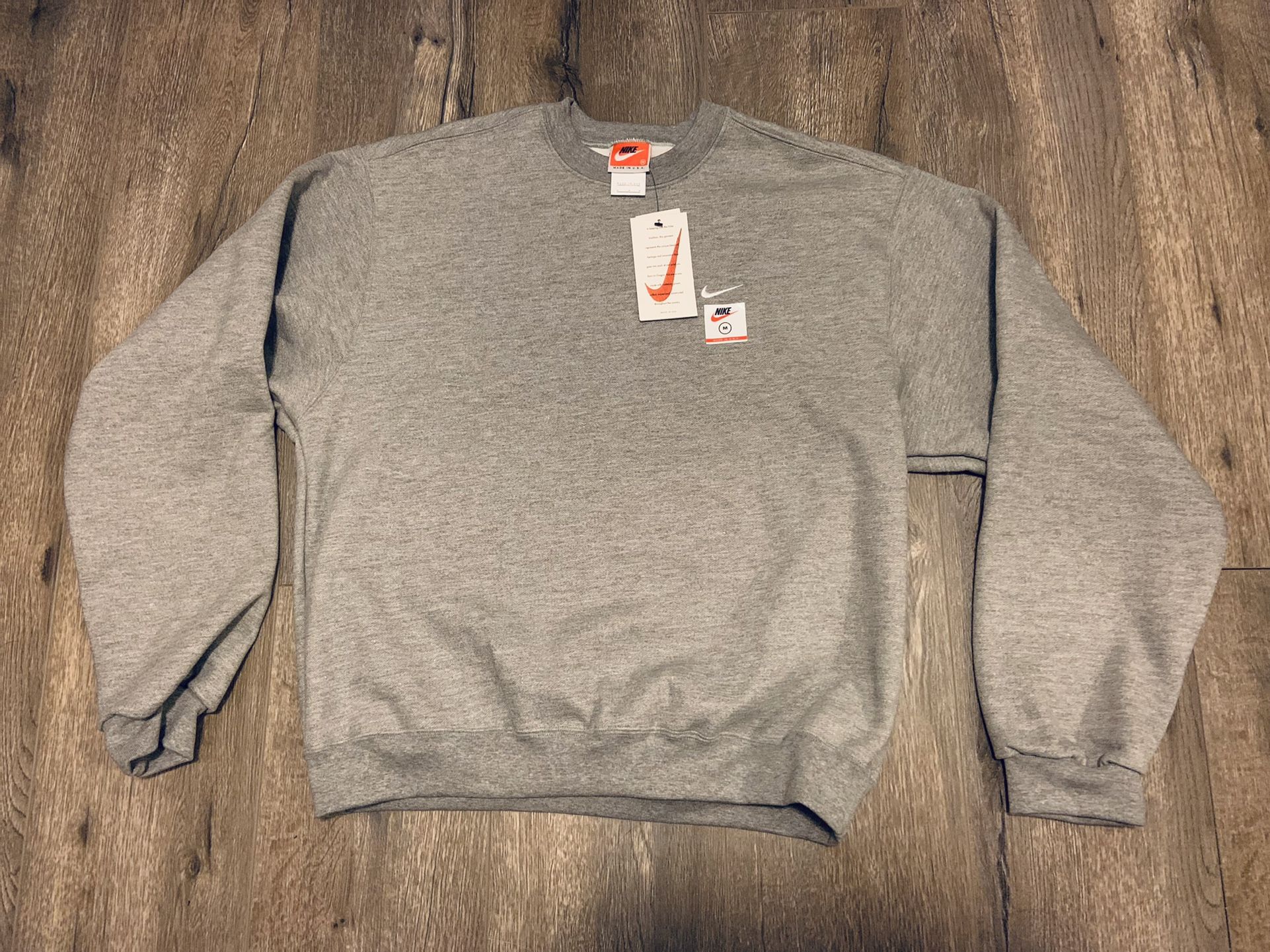 Nike "Made In The USA" Crewneck Sweatshirt Men's Medium M Grey CQ4004-063 NWT