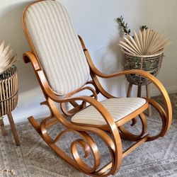 1970s Vintage Rocking Chair