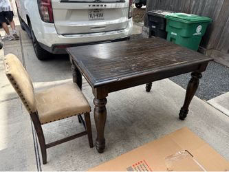 Expandable Distressed Wood Dining Table with Butterfly Leaf & 6 Upholstered Chairs