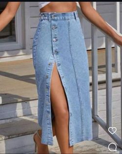 Denim skirt