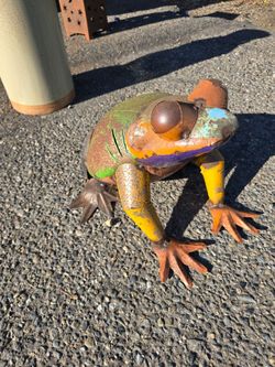 Large Metal Frog for Garden