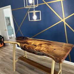 Live Edge Tables 