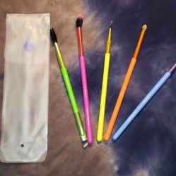 Lavish 5 Piece Eye Brush Set