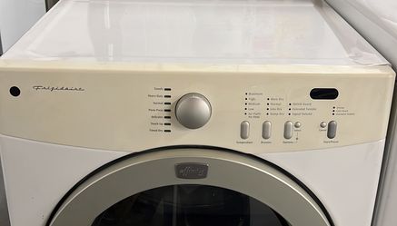 Frigidaire Dryer Electric Front load Front Load Dryer With high Efficiency
