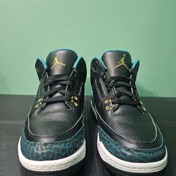 Jordan 3 Retro
Rio Teal (GS)