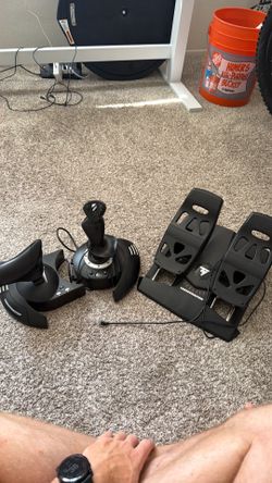 T-Flight Full Kit HOTAS + Rudder Pedals (Xbox/PC)