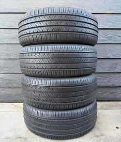 185/65/15 Goodyear set de Tires con 80% de vida las 4
