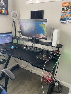 Gaming desk $80