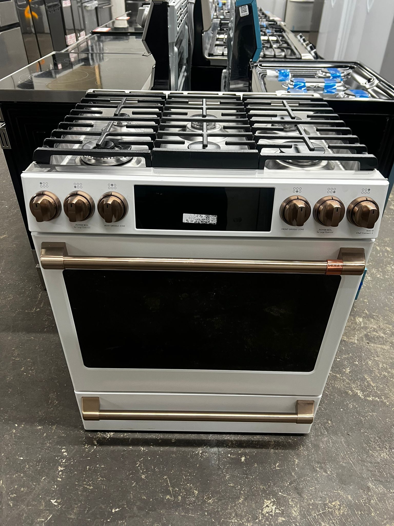 GE Cafe 30in Gas Stove With Air Fryer & Convection Oven In White