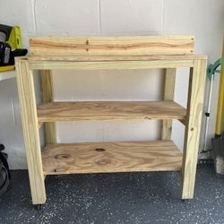 Baby Changing Station, Storage