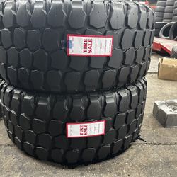 IRONMAN TIRES 33*12.50/20