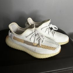 yeezy hyperspace mens 8 1/2