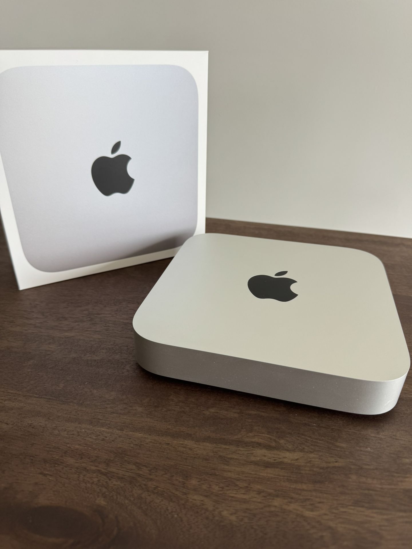 Apple M1 Mac Mini, 16GB Ram, 512GB SSD, Late 2020 - Excellent Condition
