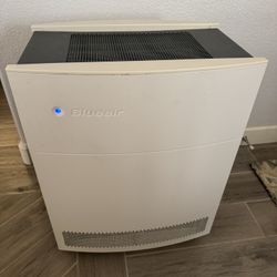 Blueair 603 air purifier hepa large room used