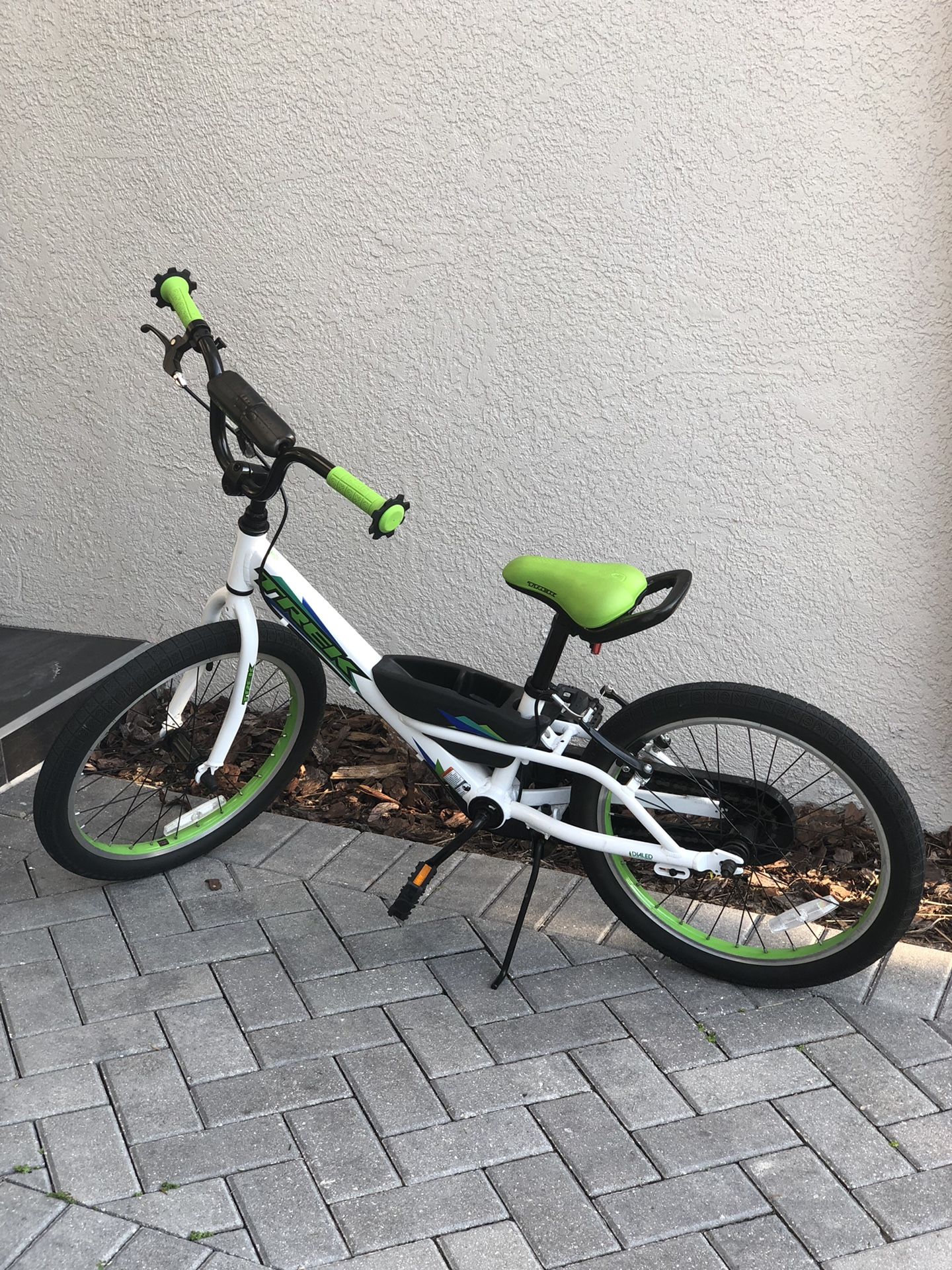 Trek Jet 20 Kids Bike for Sale in Lithia FL OfferUp