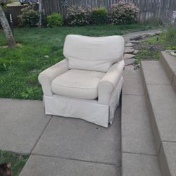 Free Swivel Rocker
