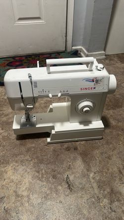 2517C sewing machine for parts