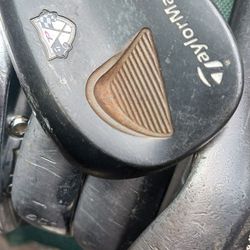 Lots Of Used Golf Wedges 