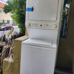 Stackable Washer & Dryer 