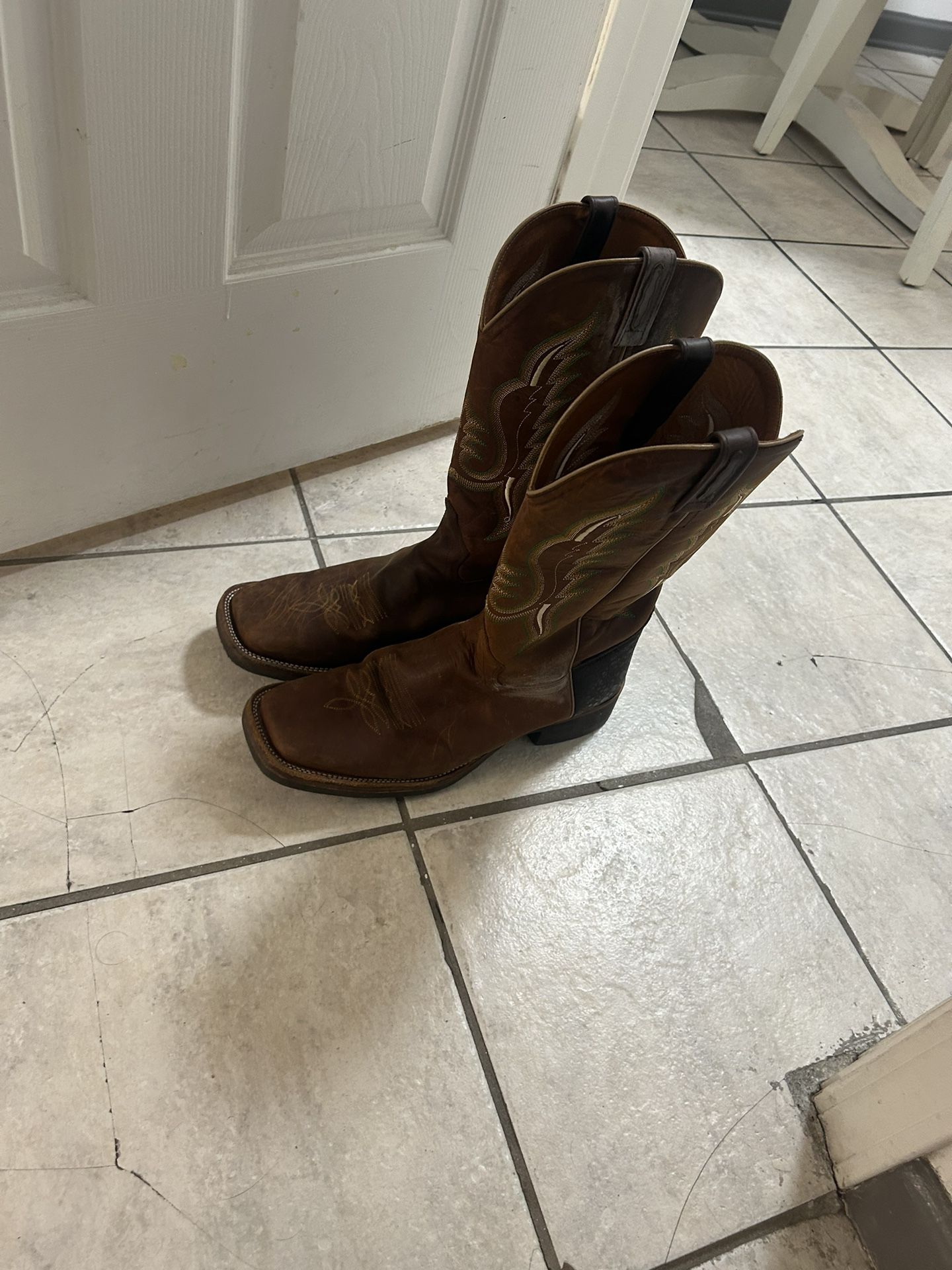 Western Boots , Squared Toe Size 11 Old West 
