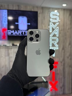 iPhone 15 Pro 256 GB - Natural Titanium (Unlocked) + Warranty