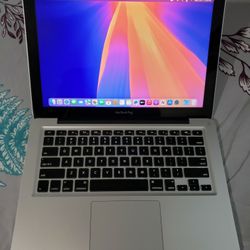 2012 13.3"inch Intel Core i5 MacBook Pro Laptop, 1TB SSD, 10GB RAM, DVD 📀 And SD Card Reader. Latest macOS Sequoia 15.5 Installed. RUNS 🏃‍♂️ GREAT.