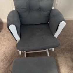 Glider Chair With Ottoman 