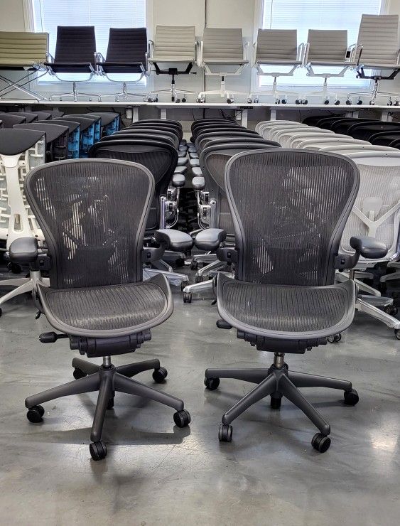 Used Herman Miller Classic Aeron Size B Chair