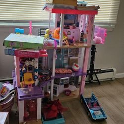 Barbie Dream House